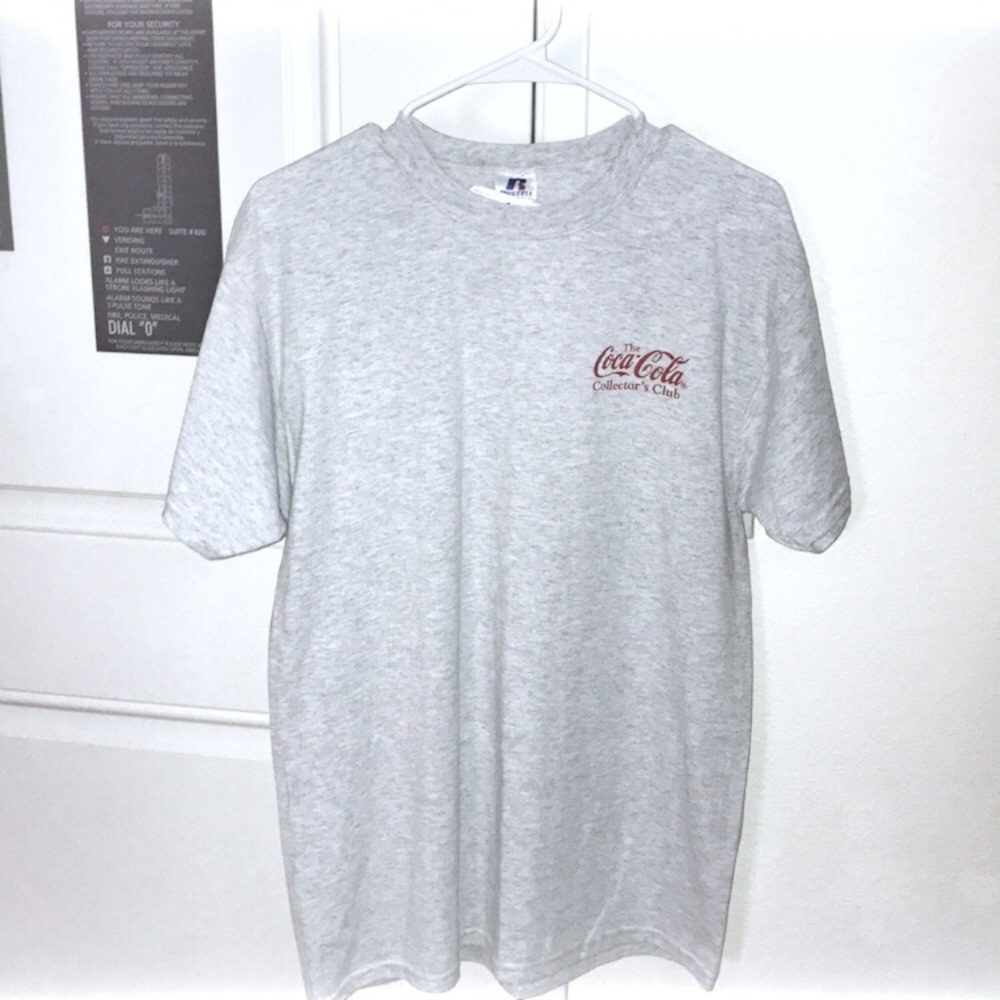 New The Coca-Cola collectors club men grey t shirt M